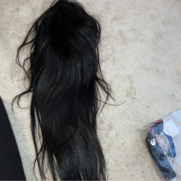 24 Inch Glueless Body Wave Lace Frontal - Picture 2 of 4